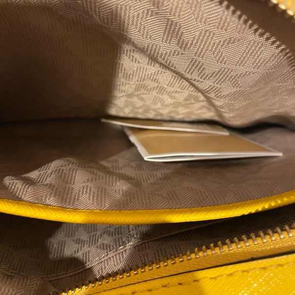 Michael Kors crossbody bag - Picture 4 of 4